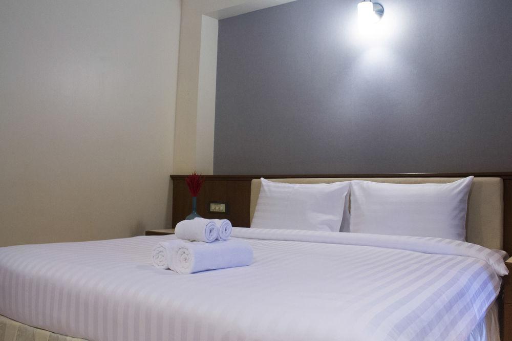 Hatyai Holiday Hotel Hat Yai Buitenkant foto