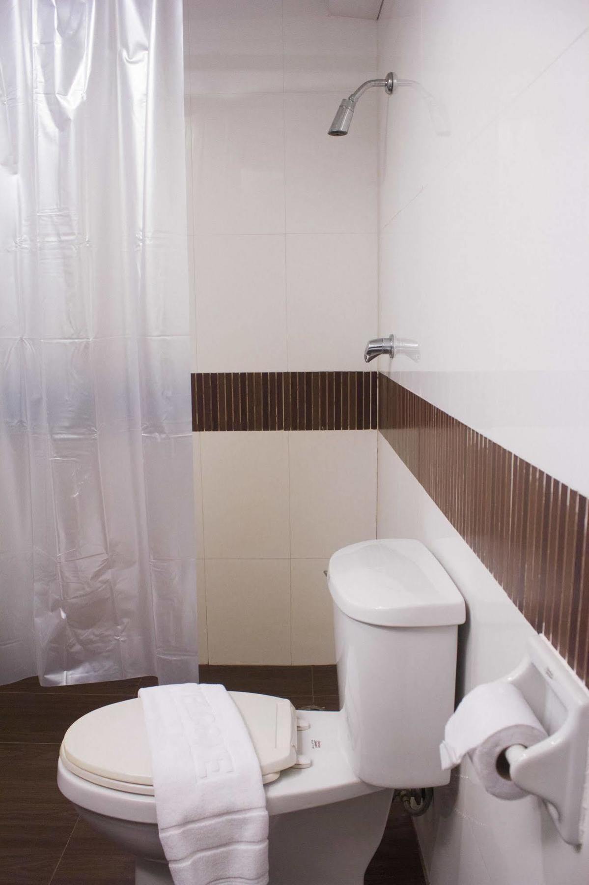 Hatyai Holiday Hotel Hat Yai Buitenkant foto