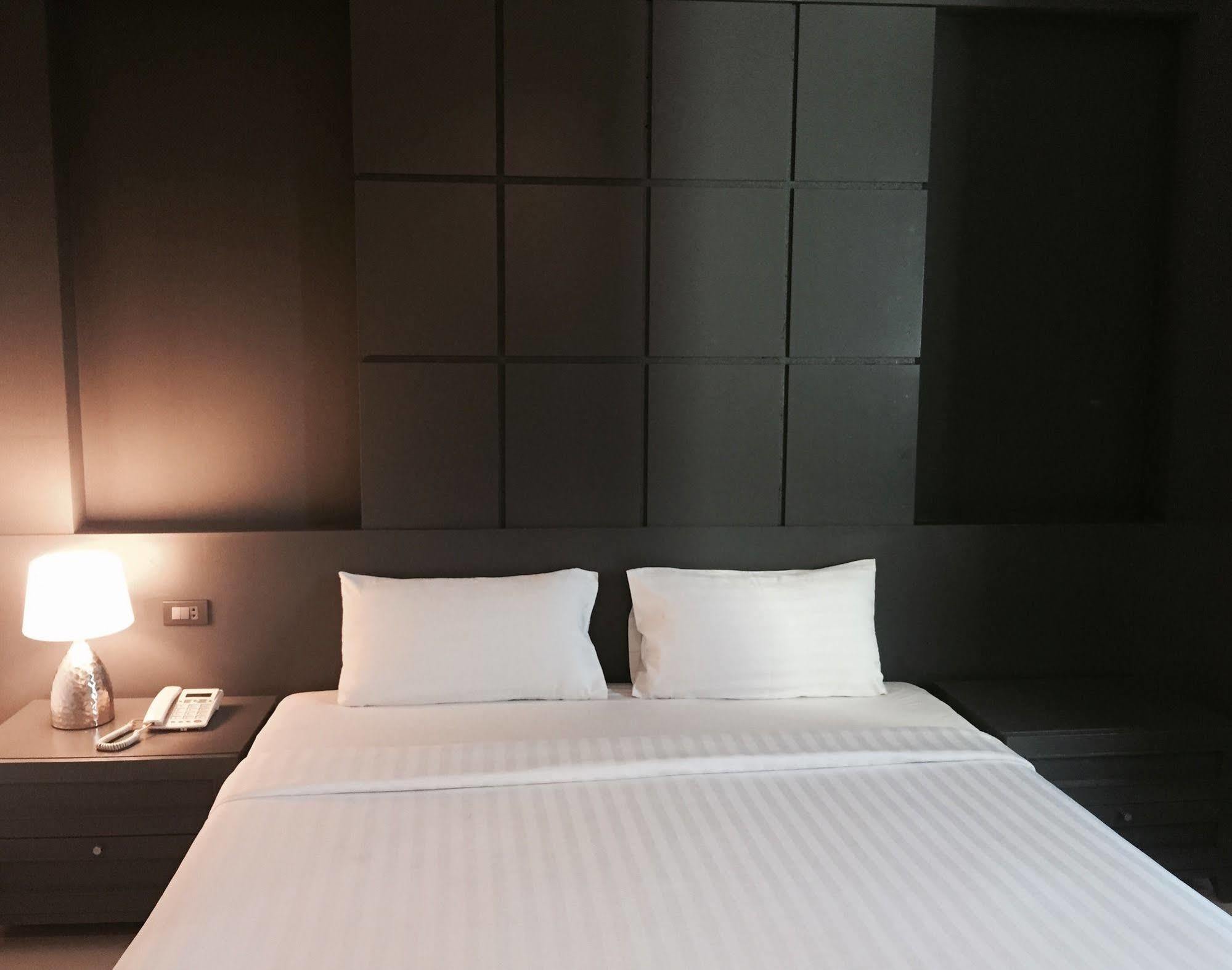 Hatyai Holiday Hotel Hat Yai Buitenkant foto
