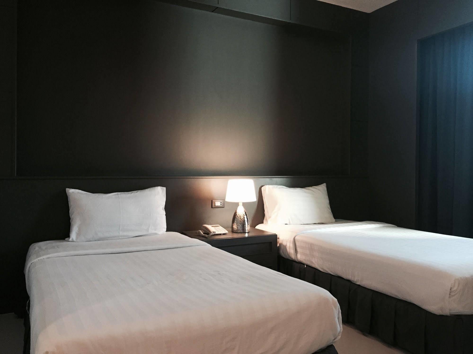 Hatyai Holiday Hotel Hat Yai Buitenkant foto